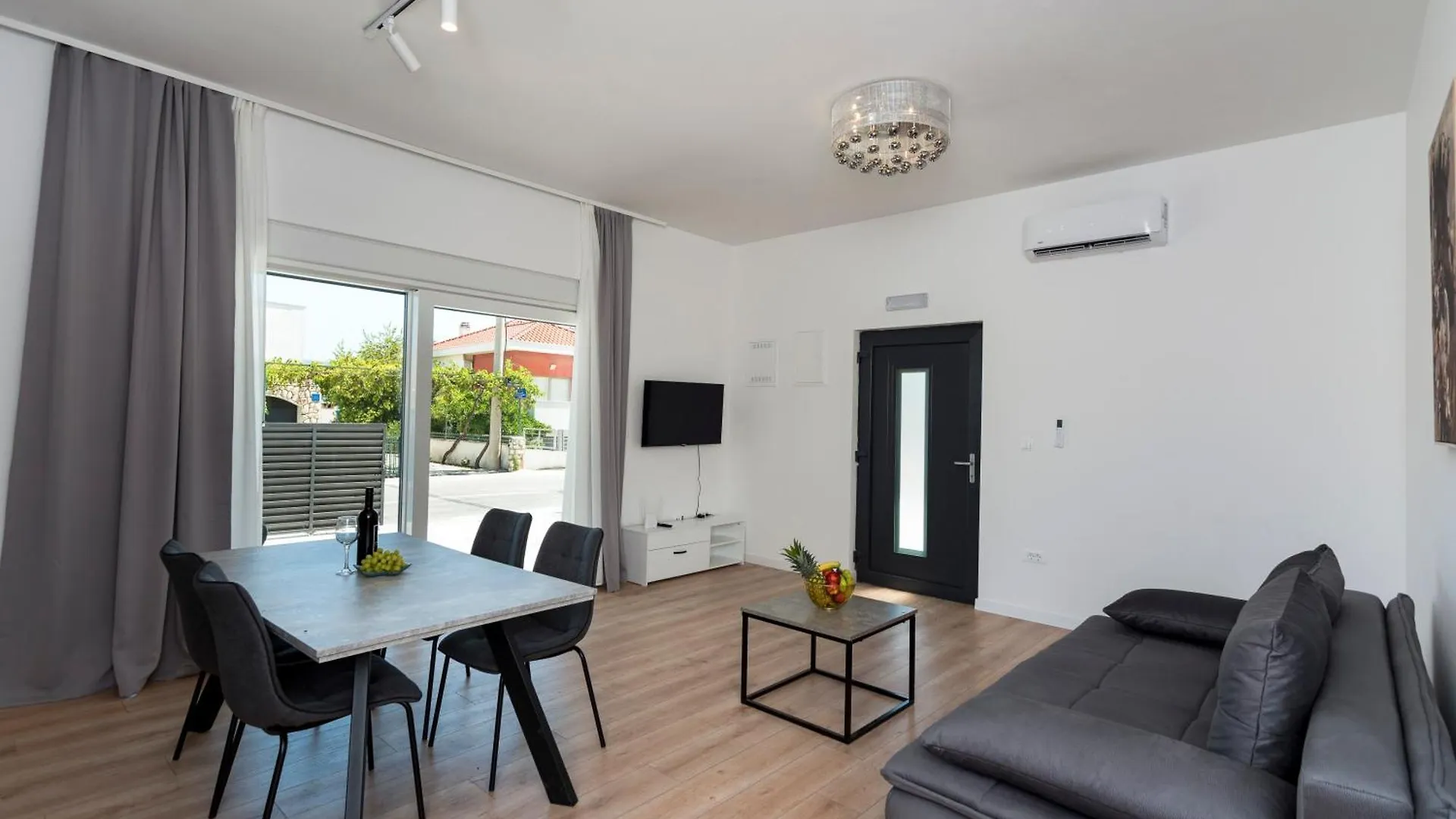 Luxury Apartments Nicole 2 Trogir